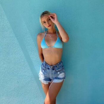 Bella Rome: Hot Skinny Babe | @dilfenergy OnlyFans Review (Leaks