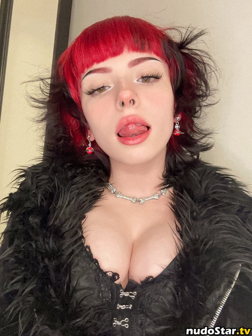 Emma Langevin Indepth emmalangevin OnlyFans Review CreatorLovers BLOG