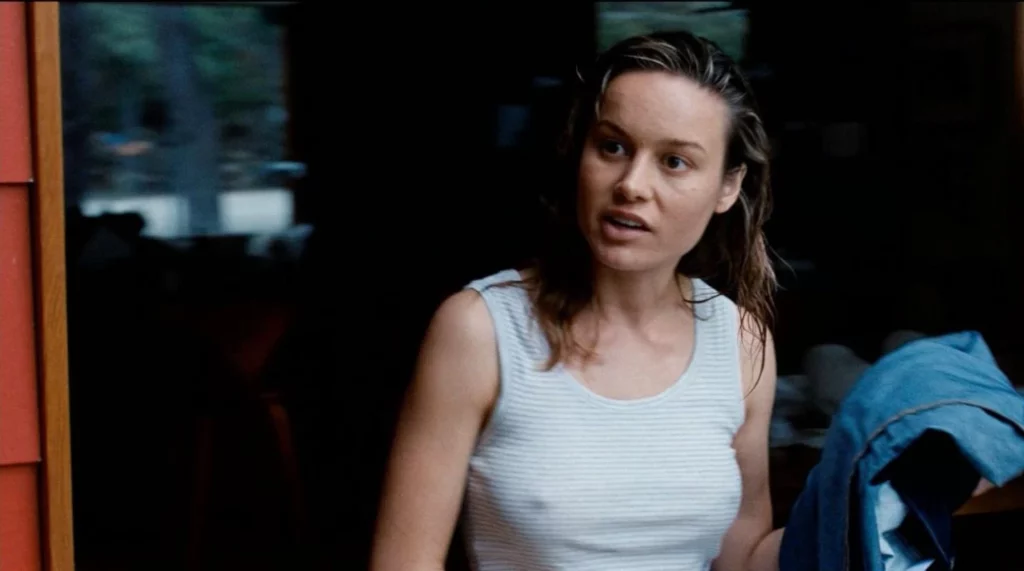 Brie Larson leaks in the movie Digging for Fire. She is wearing white top