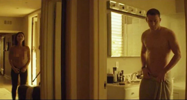 Olivia Munn leaks in the movie Magic Mike. She standing naked and a man is in bathroom with a towel