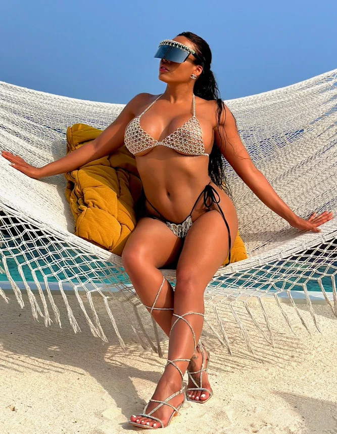 Luna Star: @cutelunastar OnlyFans Model sexy photo sitting in a swing