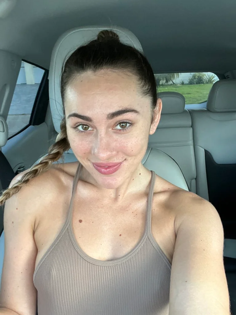 Mackenzie Mace (@mackenziemacexxx) OnlyFans model sexy selfie in car wearing brown top