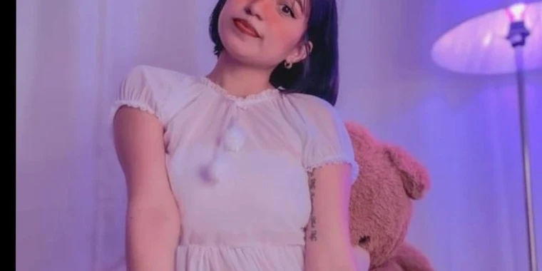 Alejacute OnlyFans | @alejacute review (Leaks, Videos, Nudes)