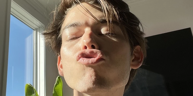 creator header picture