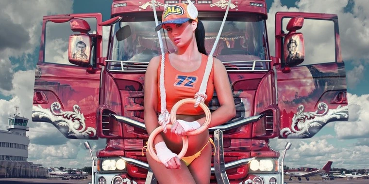 creator header picture