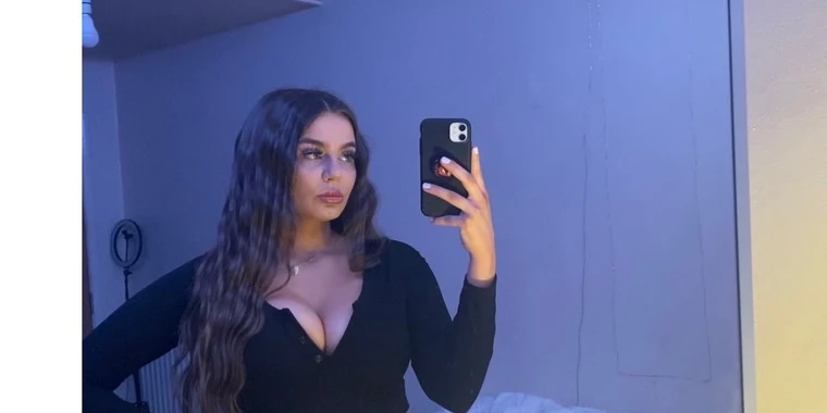 Lucia OnlyFans | @goddesssluciia review (Leaks, Videos, Nudes)