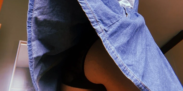 Holy Moly Lola OnlyFans @holymolylola review (Leaks, Videos, Nudes)