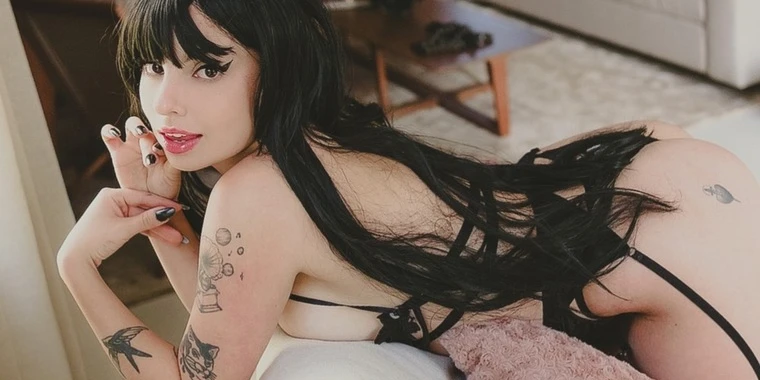 creator header picture