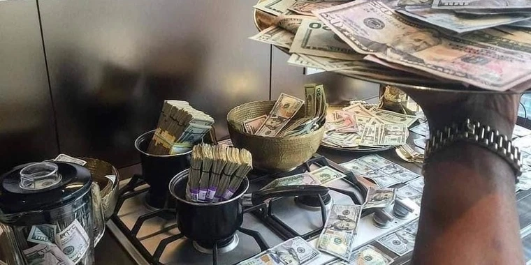 creator header picture