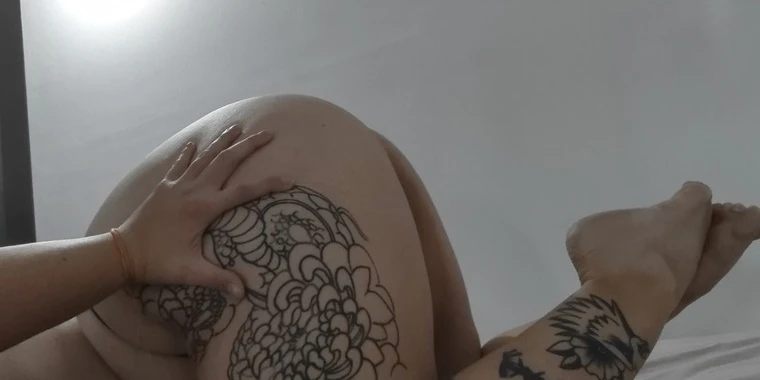 creator header picture