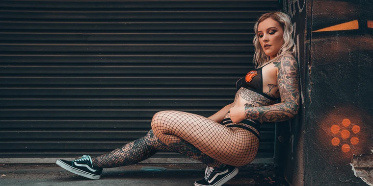 creator header picture
