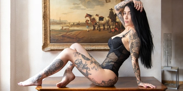 creator header picture