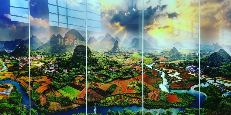 creator header picture
