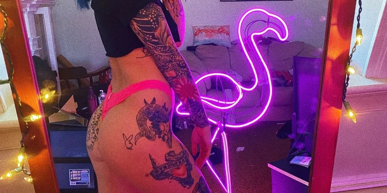 creator header picture