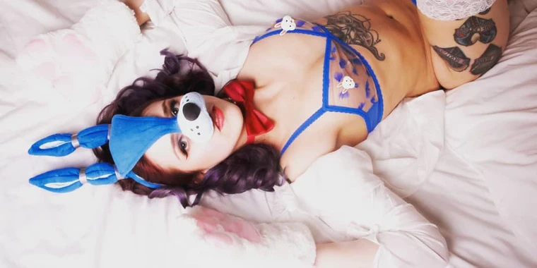 creator header picture