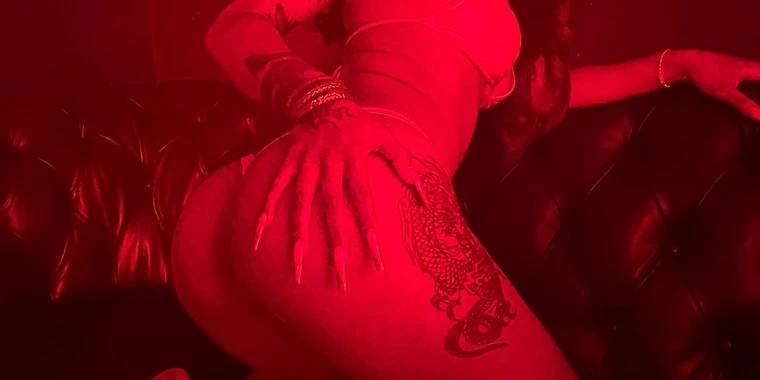 creator header picture