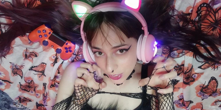 creator header picture