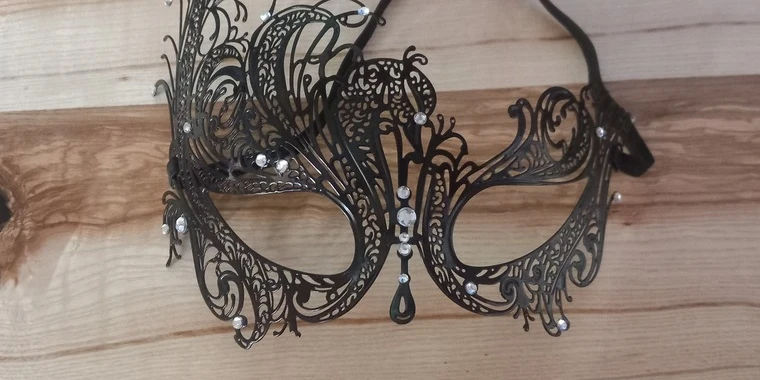creator header picture