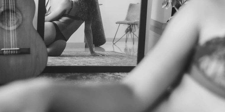 creator header picture