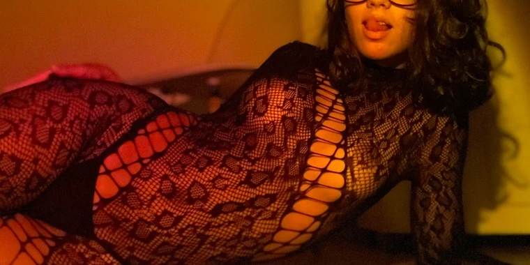creator header picture