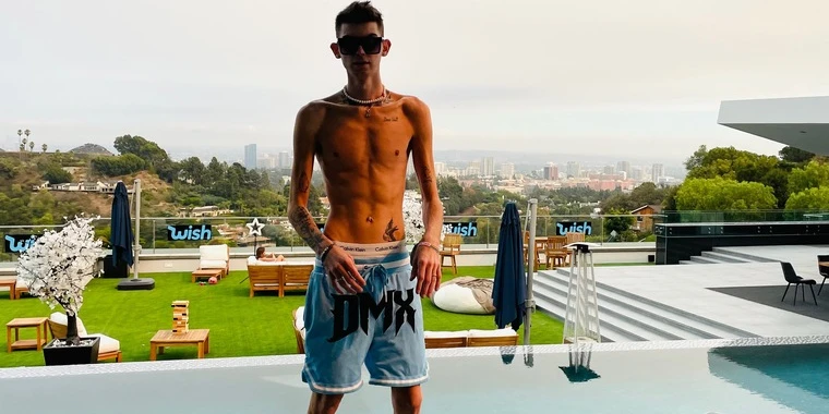 creator header picture