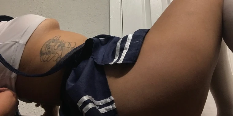 creator header picture