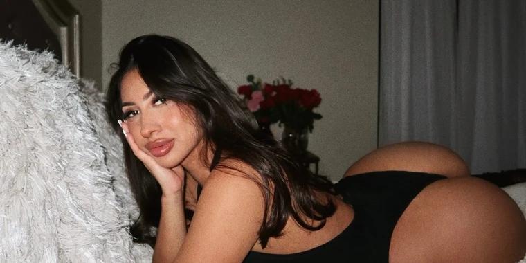creator header picture