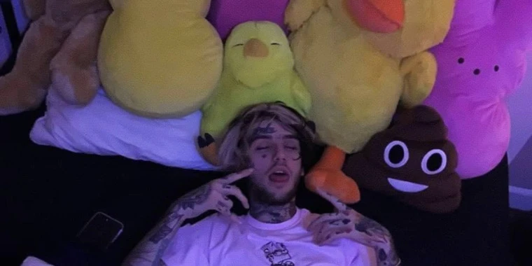 creator header picture