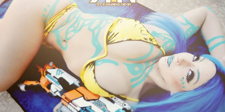 creator header picture