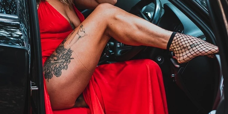creator header picture