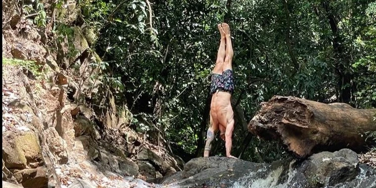 creator header picture