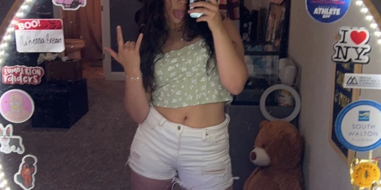Mickey OnlyFans | @mickeyangelik review (Leaks, Videos, Nudes)