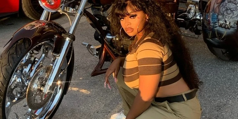 Myla Finess OnlyFans | @mylamanzana review (Leaks, Videos, Nudes)