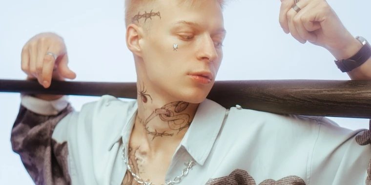 creator header picture