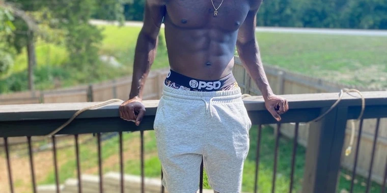 Chocolate Body OnlyFans | @oouuwwiieeee review (Leaks, Videos, Nudes)