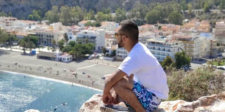 creator header picture