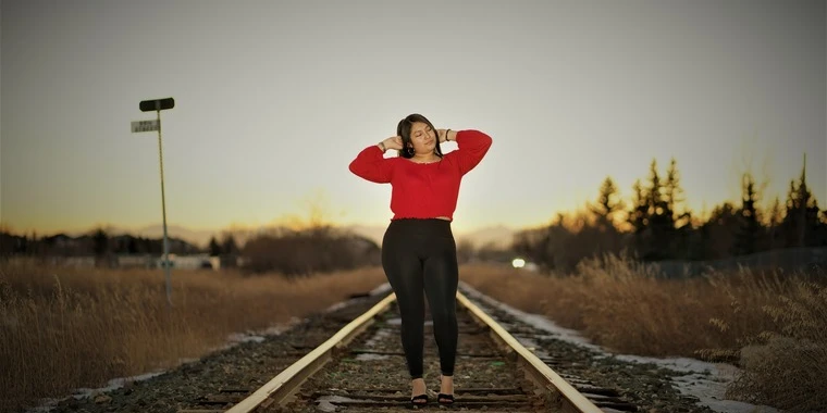 creator header picture