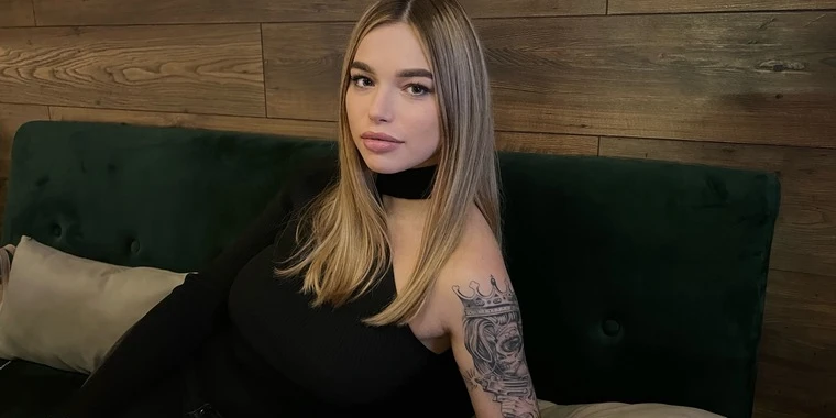 Alina OnlyFans | @xoner_alina review (Leaks, Videos, Nudes)