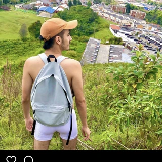 โ ALEJANDRO