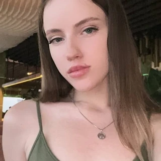 Alice in Wonderland OnlyFans @alice_in_wond3rland review (Leaks