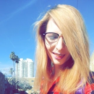 Ally Sparkles OnlyFans @allysparkles review (Leaks, Videos, Nudes)