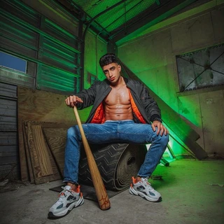 𝒜𝓃𝒹𝓇𝑒𝓈 v OnlyFans | @andresv_us review (Leaks, Videos, Nudes)