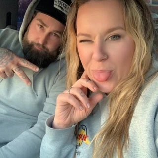 E OnlyFans | @bandeswings review (Leaks, Videos, Nudes)