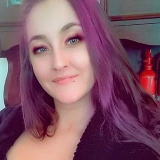 Bri Spencer OnlyFans | @barefootbri17 review (Leaks, Videos, Nudes)