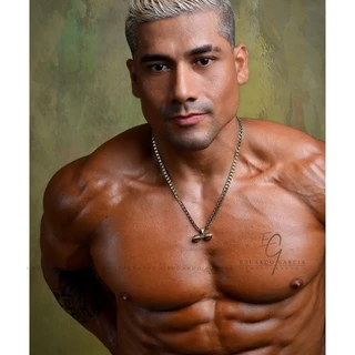 Cristhian Galindo OnlyFans | @crisgalindo review (Leaks, Videos, Nudes)