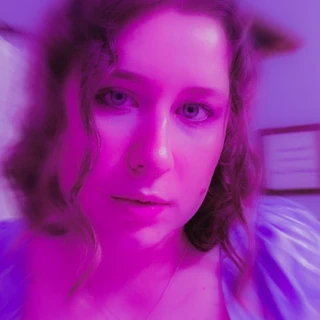 Gwenny OnlyFans @curvygwenny review (Leaks, Videos, Nudes)