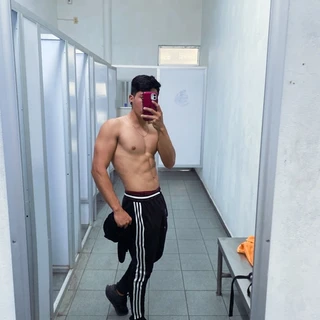 Alejandro Montes OnlyFans | @daddy_ale20 review (Leaks, Videos, Nudes)