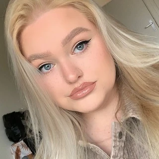 Daphne OnlyFans @ddaphnex review (Leaks, Videos, Nudes)