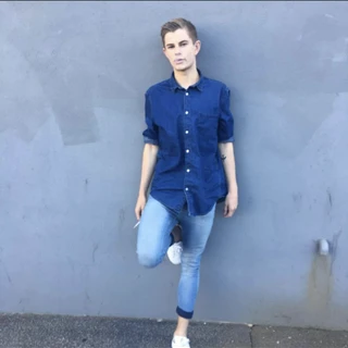 Bruce OnlyFans | @duglas review (Leaks, Videos, Nudes)