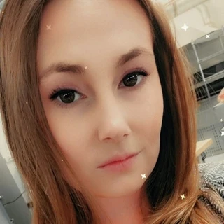 A.💜